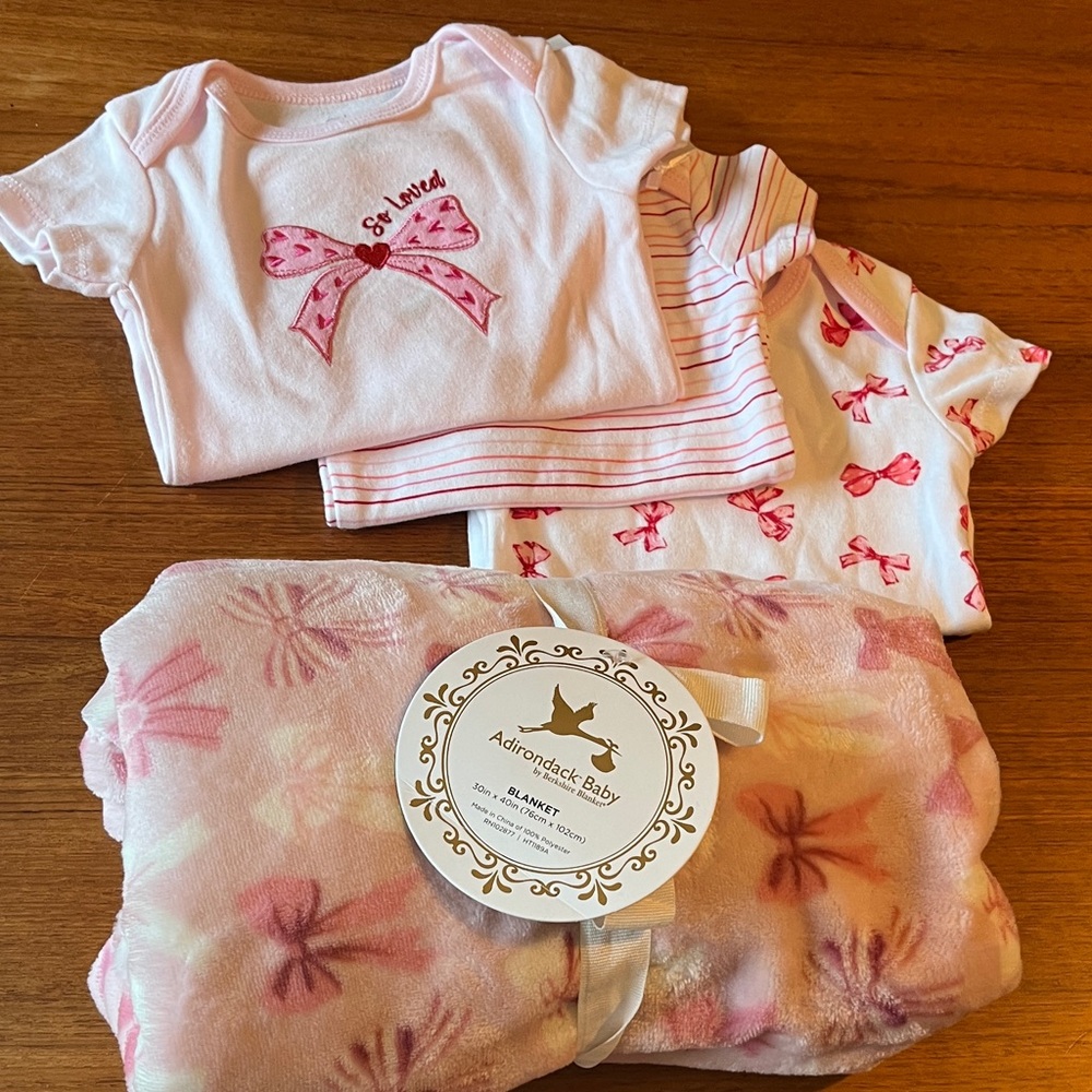 Adirondack Baby Pink Bow Set